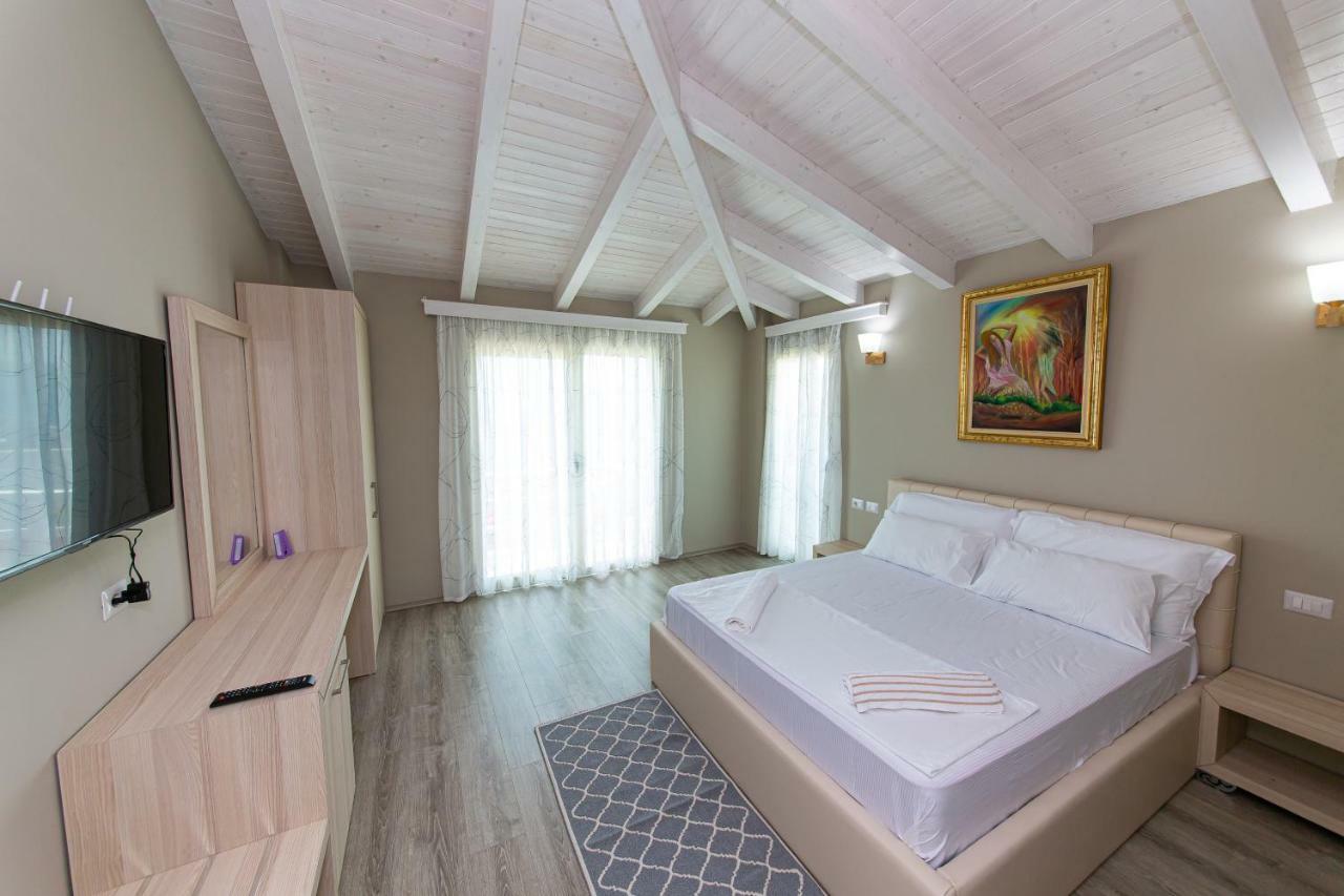 Hotel Roi Radhimë Εξωτερικό φωτογραφία