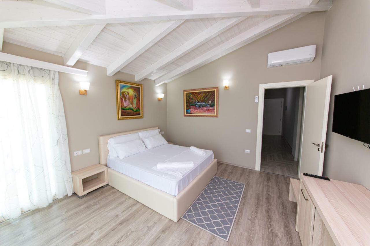 Hotel Roi Radhimë Εξωτερικό φωτογραφία